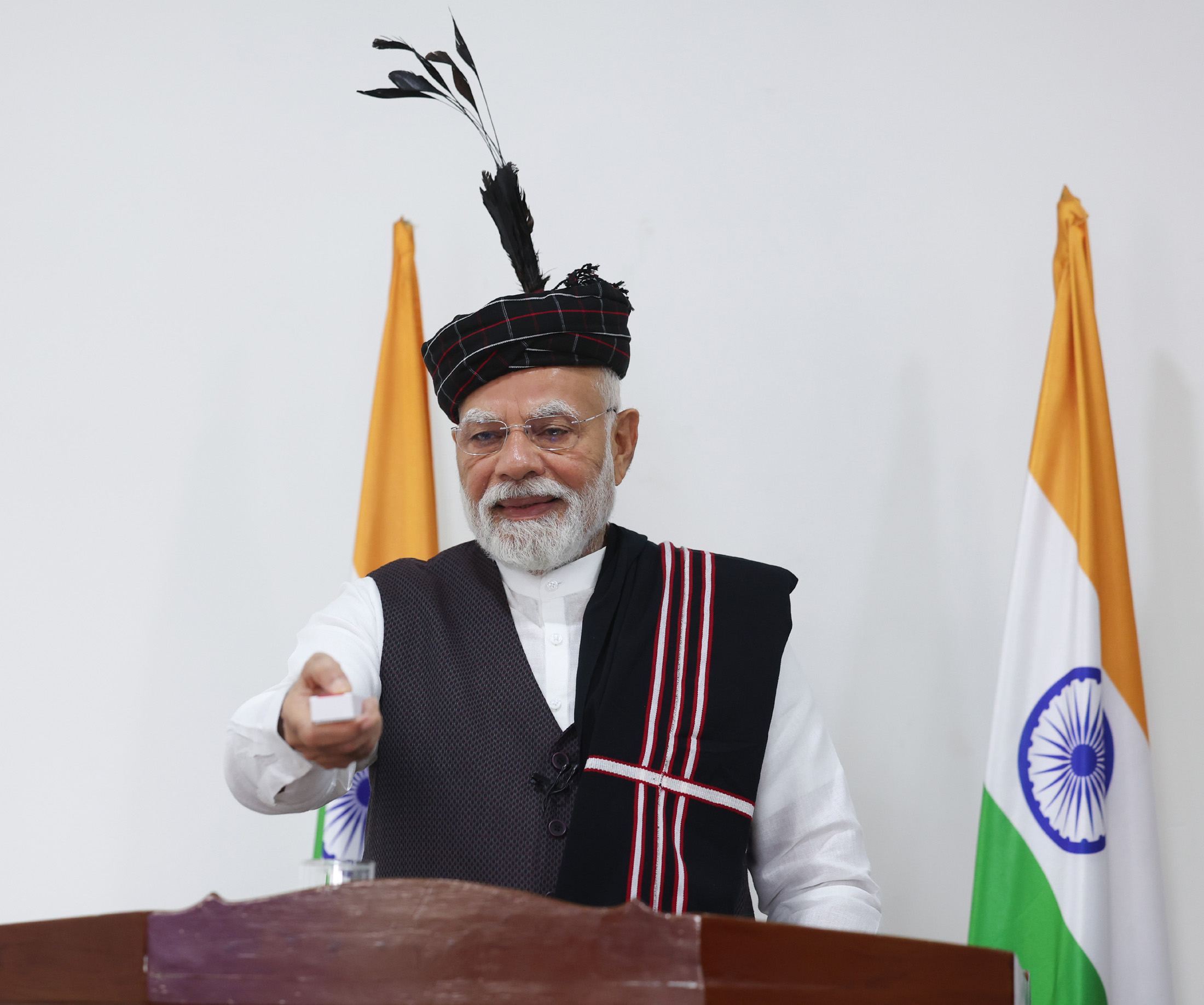 पूर्वोत्तर भारत का विकास इंजन बन रहा है: नरेन्द्र मोदी , प्रधानमंत्री